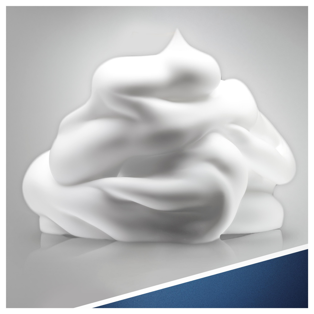 Пена для бритья Gillette Sensitive Skin для чувствительной кожи, 200мл