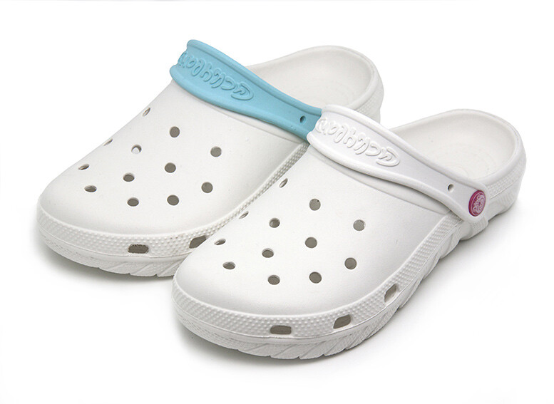 Сабо женские Lucky Land Eva с перфорацией белые, р. 39