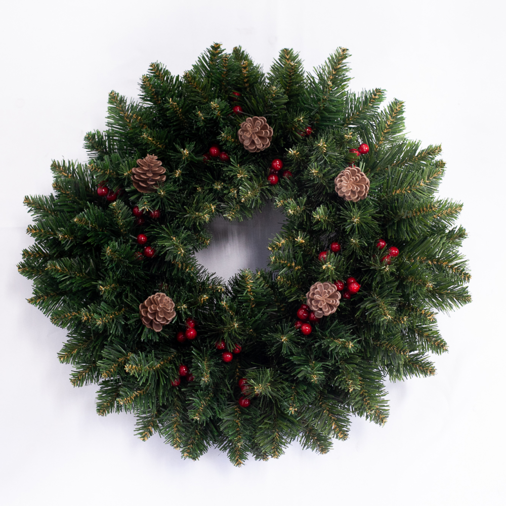 Венок с ягодами и шишками MAG-2000, 45 см