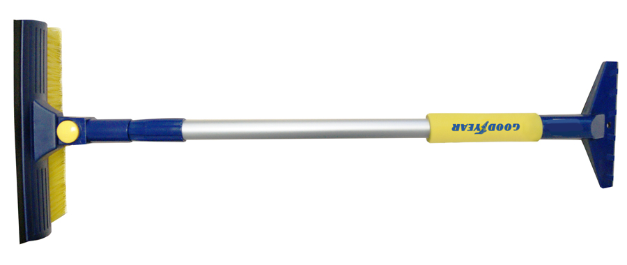 Щетка со скребком Goodyear WB-08