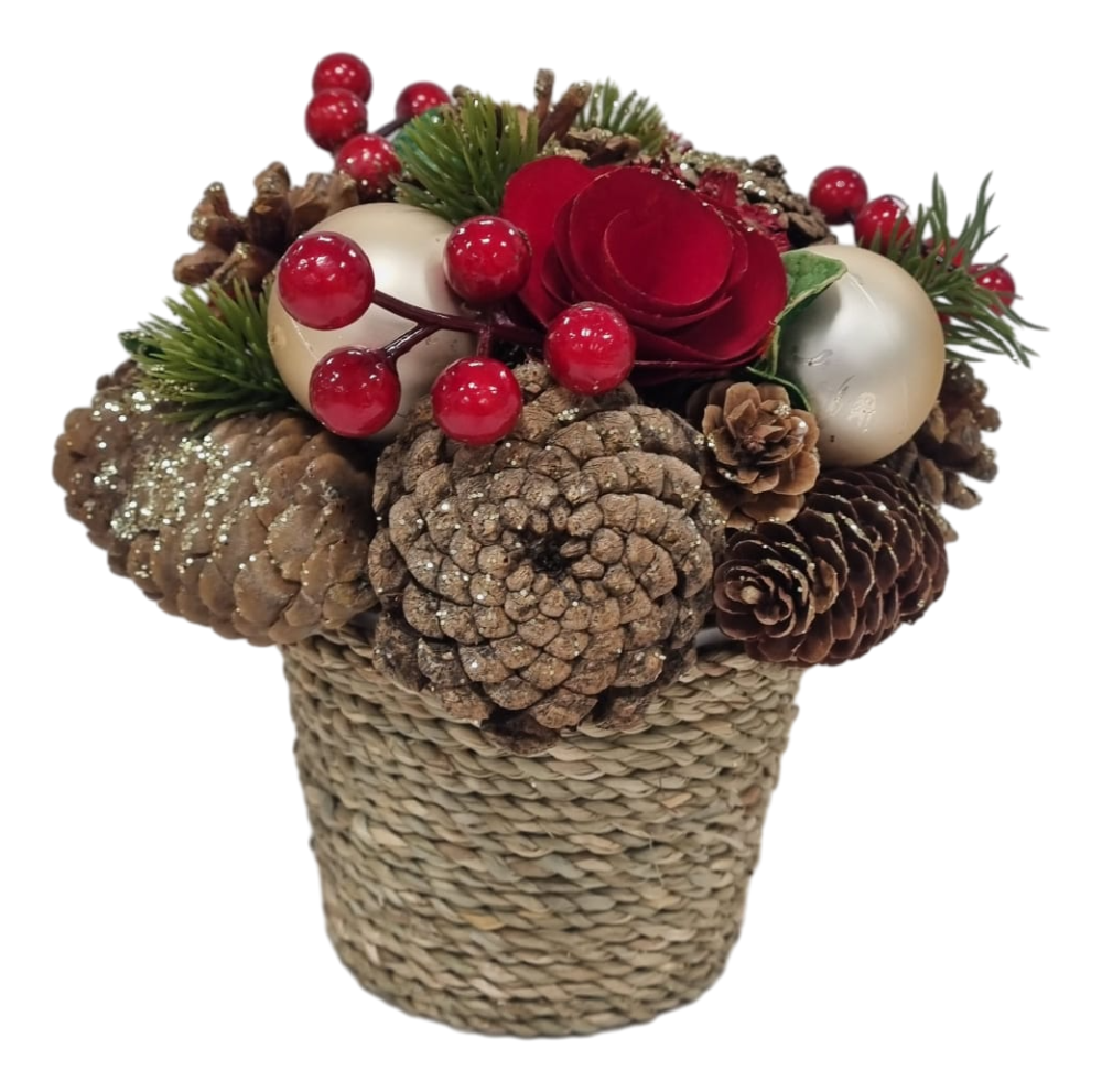 Корзинка с шишками и ягодами, 19см