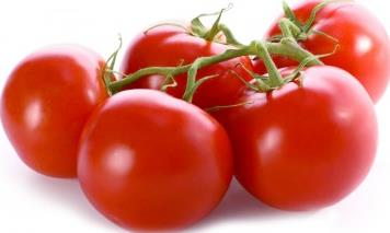 Помидоры на ветке красные ~300г