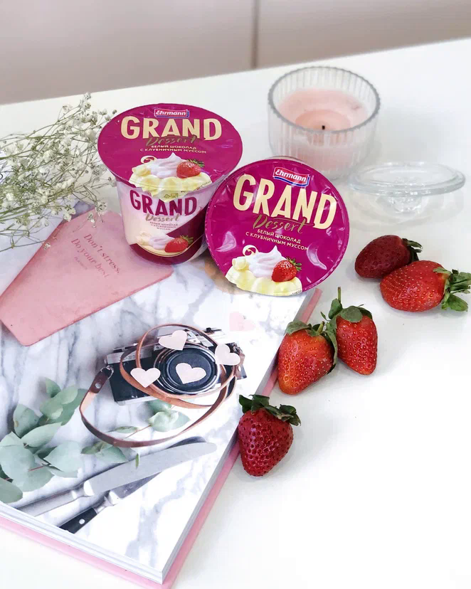 Пудинг  Ehrmann Grand Dessert белый шоколад с клубничным муссом 6,0% 200г